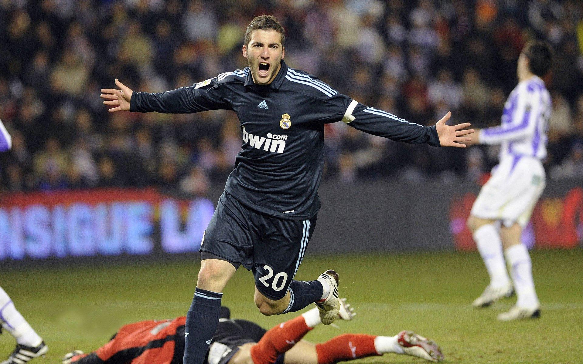 瓜迪奥拉再遇克星？执教生涯七战孔蒂竟吞四败